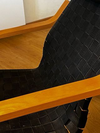 Sillón Ikea Negro y Madera