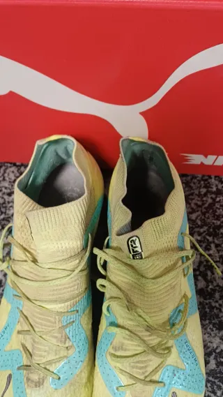 Botas de fútbol Puma Talla 44.5
