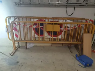 Vallas de señalización metálicas(4 vallas)