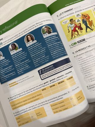 Aula Plus 1 Ed.hibrída L. del alumno