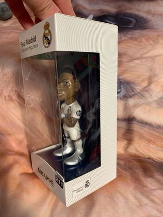 Figura coleccionable Real Madrid MBAPPÉ NUEVO