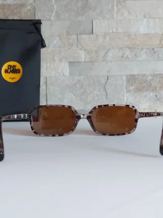 Occhiali da sole fantasia leopardata grigia