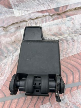 Reposabrazos BMW E46 320d Compact