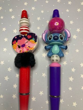 Libreta Stitch y 2 bolígrafos decorados