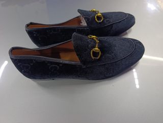 Mocasines Gucci Jordaan GG Negro Dorado