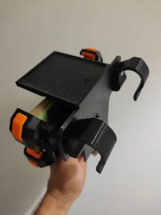 Soporte de móvil y Racebox para volantes de kart