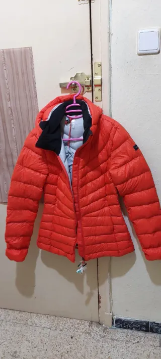 Chaqueta de mujer nueva a estrenar de gra calidad