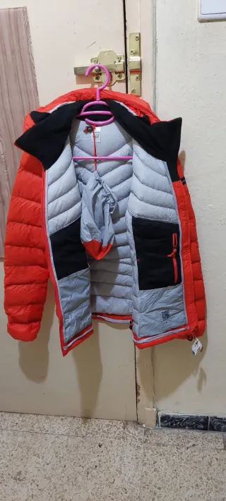 Chaqueta de mujer nueva a estrenar de gra calidad