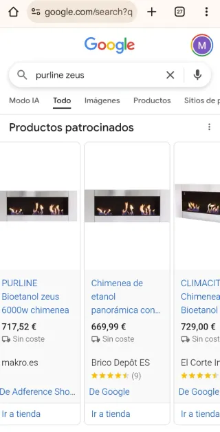 Chimenea moderna plateada y blanca