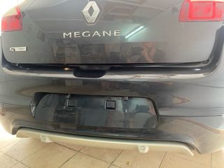 Paraurti posteriore Megane 3 GT parte superiore