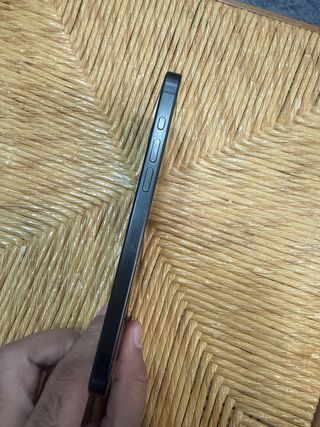 iPhone 15 Pro Max 86% batería