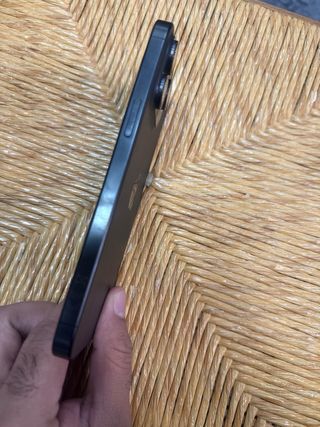 iPhone 15 Pro Max 86% batería