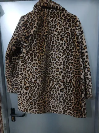 Abrigo pelo leopardo