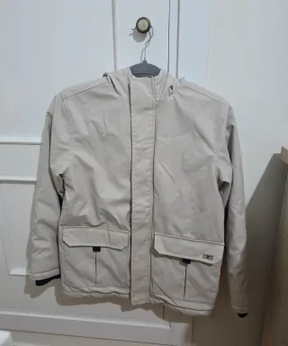 Chaqueta Beige con Capucha Niño talla 11/12 años
