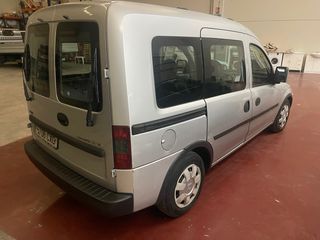 Opel Combo, Furgoneta 5 plazas diesel