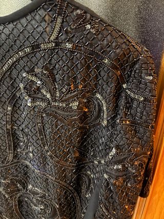 Giacca elegante con coralli nera