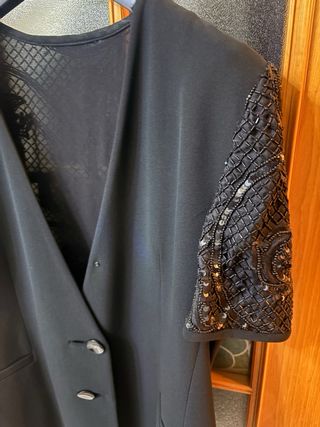 Giacca elegante con coralli nera