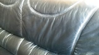 EXTRAORDINARIO SOFÁ de cuero negro 3 CUERPOS