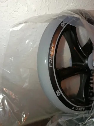 Patinete Kinderkraft Freely a estrenar