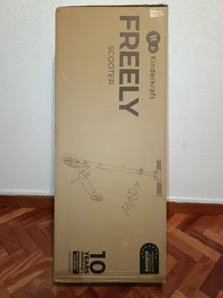 Patinete Kinderkraft Freely a estrenar