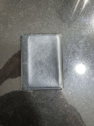 Billetera marca Guess Negra