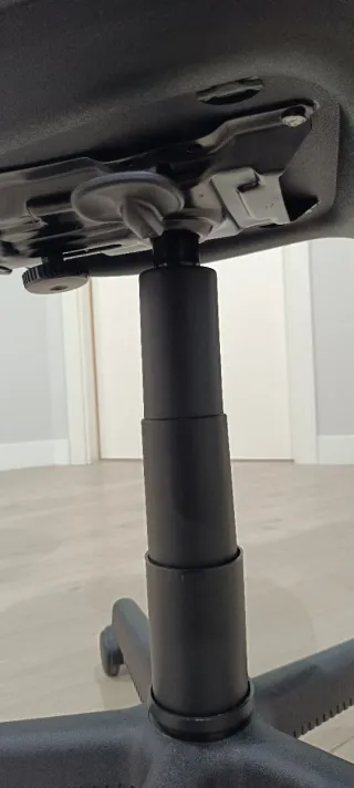 Silla de oficina, escritorio. En perfecto estado