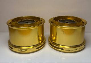 Bobinas de pesca Rely doradas