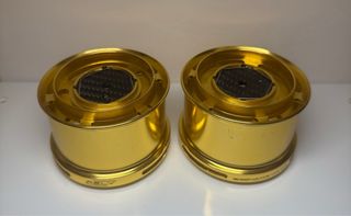 Bobinas de pesca Rely doradas