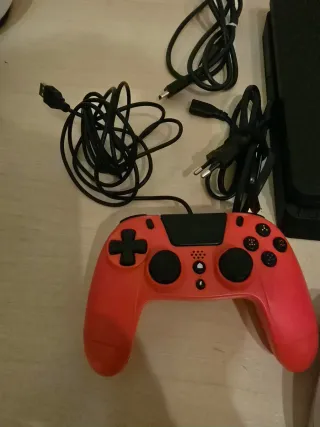 PS4 Slim 1Tb + 2 Mandos + Juegos