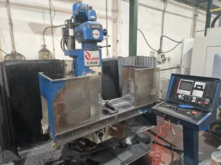 Fresadora CNC Lagun 3 Plus
