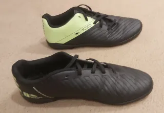 Scarpe da calcio nere per bambini