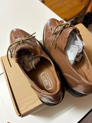 Zapatos marrones talla 36 sin estrenar