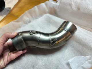 Codo escape Aprilia RSV Mille 1000 1998 2004 Tuono