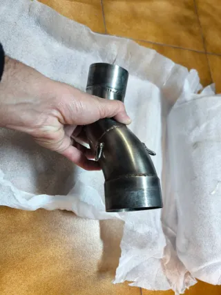 Codo escape Aprilia RSV Mille 1000 1998 2004 Tuono