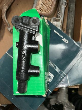 Bomba Citroen 2CV dyanne y  mehari