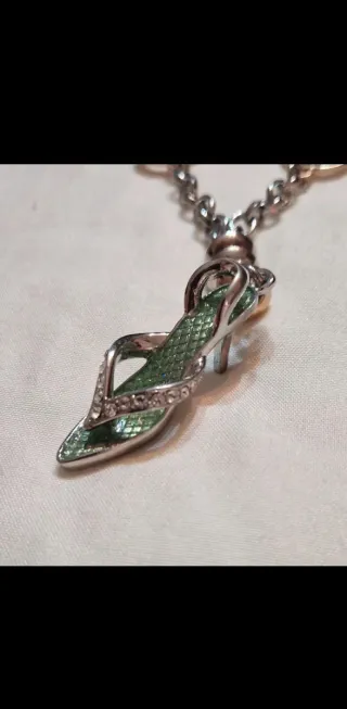 Collana donna con scarpetta colore oro e argento