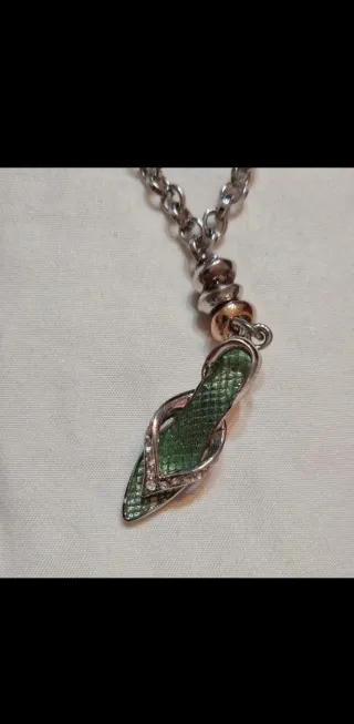 Collana donna con scarpetta colore oro e argento