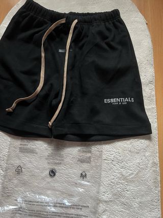 Pantalón Corto Essentials Fear of God Negro