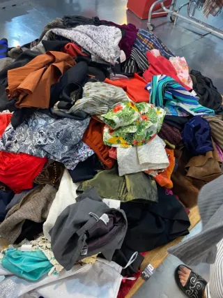 Box 1 kg vestiti donna