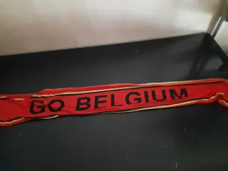 Bufanda Go Belgium Roja y Negra