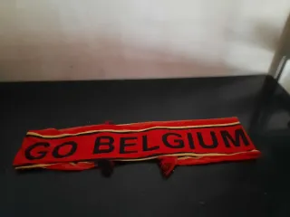 Bufanda Go Belgium Roja y Negra