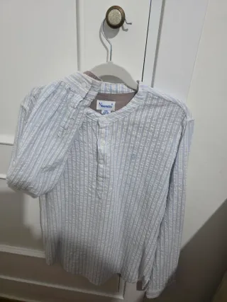 Camisa Newness Rayas Azul y Blanco Talla12 años