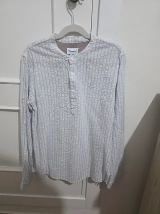 Camisa Newness Rayas Azul y Blanco Talla12 años