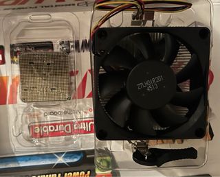 Procesador AMD Sempron 2.8 GHz, con disipador