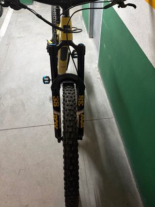 Bicicleta Santa Cruz Megatower