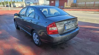 KIA Cerato 2005