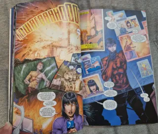 Jóvenes Titanes: Año cero (Spanish Edition)