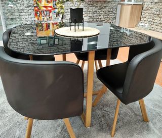Mesa de cristal y 4 sillas OFERTA