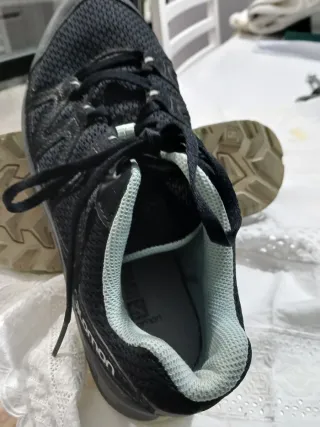 Zapatillas Salomon Negras y Verdes