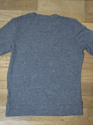 Lote de ropa talla xs. 4 prendas 3 EUROS